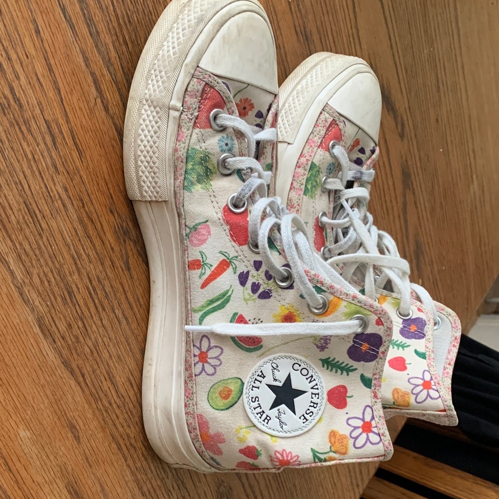 Converse Veggie/Floral High-Tops